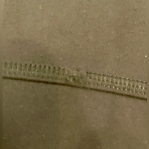 VICTORIA'S SECRET
Total Knockout Mid-Rise Leggings - Picture 8 of 8